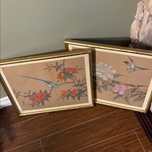 2 Vintage Traditional Chinese
Silk Paintings.
